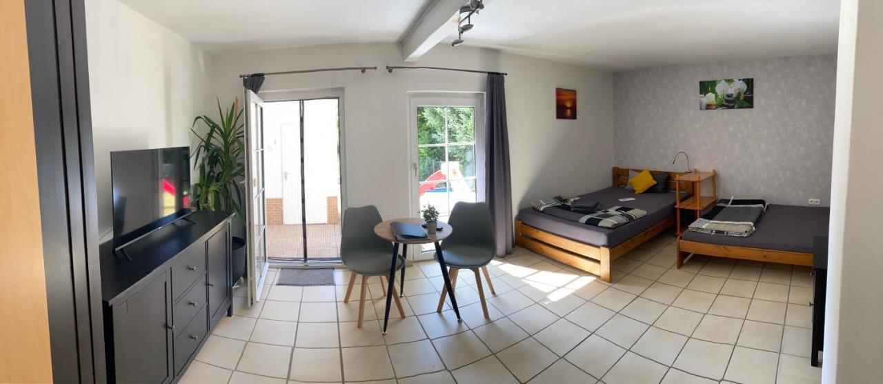 Schoenes Ferienhaus&Monteurzimmer Direkt In Lich, Ruhige&Zentrale Lage Buitenkant foto