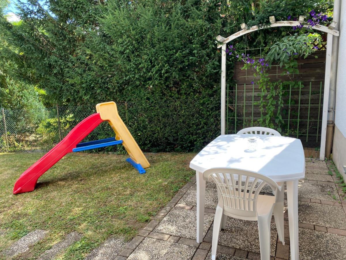 Schoenes Ferienhaus&Monteurzimmer Direkt In Lich, Ruhige&Zentrale Lage Buitenkant foto